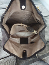 Load image into Gallery viewer, Coach Penelope Creed #b1282-f19264 Brown Leather Tote
