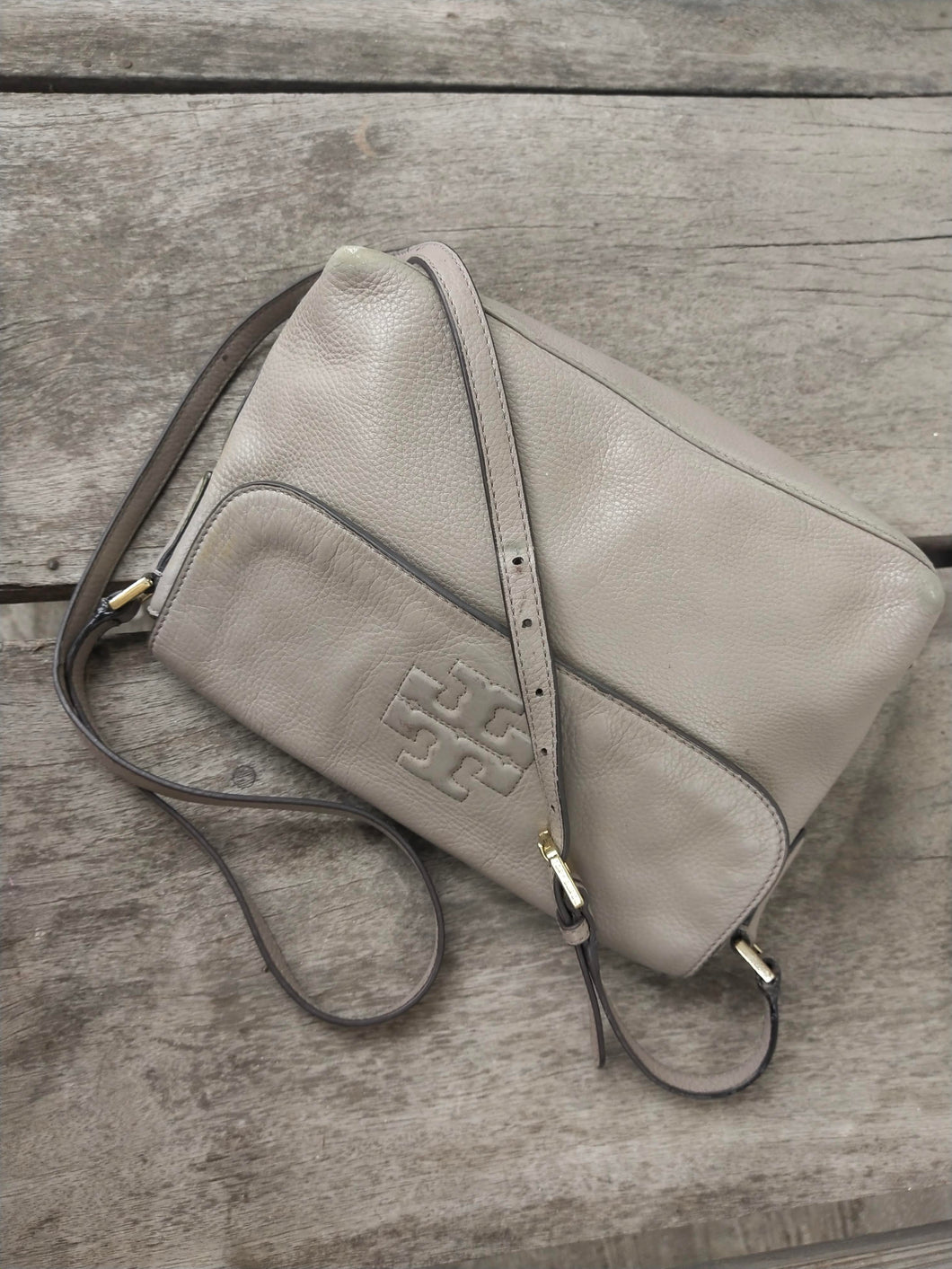 Tory Burch Thea Messenger Bag