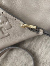 Load image into Gallery viewer, Tory Burch Thea Messenger Bag
