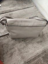Load image into Gallery viewer, Tory Burch Thea Messenger Bag
