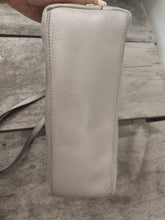 Load image into Gallery viewer, Tory Burch Thea Messenger Bag
