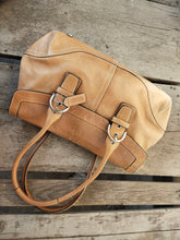 Load image into Gallery viewer, Coach Hampton Soho tan leather satchel L05d-9636
