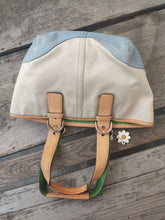 Load image into Gallery viewer, COACH NWOT Soho Hampton Daisy Tote Shopper Satchel 4428
