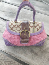 Load image into Gallery viewer, Coach Limited Edition Lavender Suede Purse D042-9653
