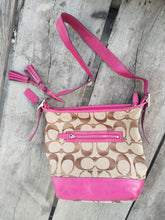 Load image into Gallery viewer, COACH Legacy Signature Duffle 21149
