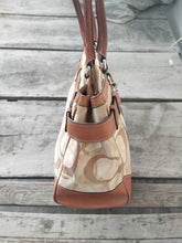 Load image into Gallery viewer, Coach Hampton Signature F13338 Khaki Leather Purse
