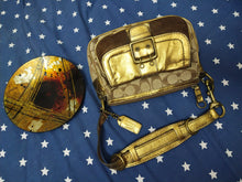 Load image into Gallery viewer, Coach Hobo Special Limited Edition Signature E04U 1495 Metallic Gold
