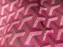 Load image into Gallery viewer, Goyard St. Louis PM tote bag in red with pouch

