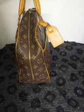 Load image into Gallery viewer, Louis Vuitton Deauville Purse/Bag Monogram AS0998
