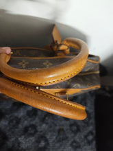 Load image into Gallery viewer, Louis Vuitton Deauville Purse/Bag Monogram AS0998

