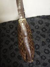 Load image into Gallery viewer, Louis Vuitton Damier Thames GM Handbag FL0023
