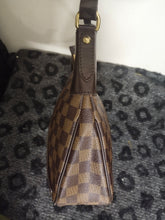 Load image into Gallery viewer, Louis Vuitton Damier Thames GM Handbag FL0023

