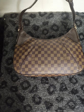 Load image into Gallery viewer, Louis Vuitton Damier Thames GM Handbag FL0023
