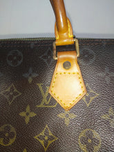 Load image into Gallery viewer, Louis Vuitton Monogram Canvas Leather Speedy 30 cm Bag TH0947
