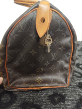 Load image into Gallery viewer, Louis Vuitton Monogram Canvas Leather Speedy 30 cm Bag TH0947
