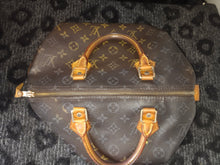 Load image into Gallery viewer, Louis Vuitton Monogram Canvas Leather Speedy 30 cm Bag TH0947
