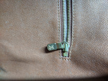Load image into Gallery viewer, 1990s Louis Vuitton Boulogne monogram 30 shoulder bag
