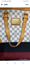 Load image into Gallery viewer, Authentic Louis Vuitton MI1018 Hamp stead Pm White Azura Damier 

